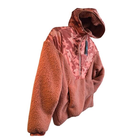 Outdoor Nation Women’s Small Sherpa Hoodie Pullover Pink Camo Fleece NWT - Picture 4 of 10